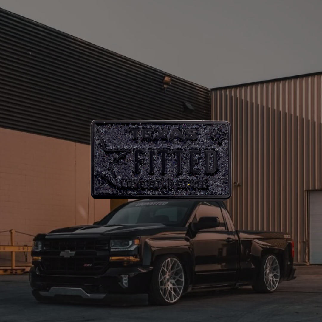 License Plate - Texas Fitted Pin