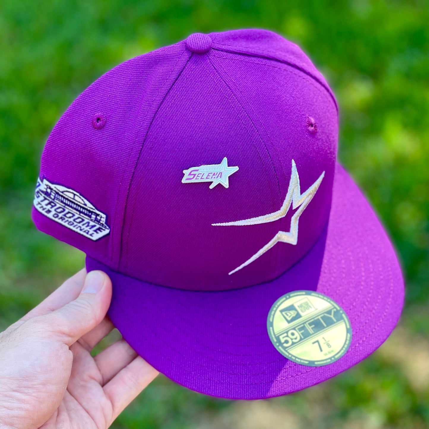Forever Selena Pin - Purple